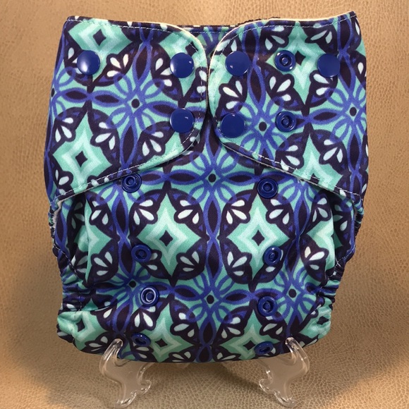 *Discontinued Print/Color* Lalabye Baby All in one Cloth Diaper (All Ages) NEW - Picture 2 of 2
